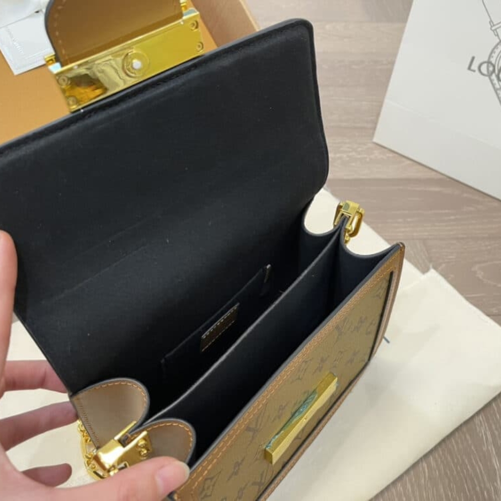 Copy of 1000 x 1000 (Detail) (45)