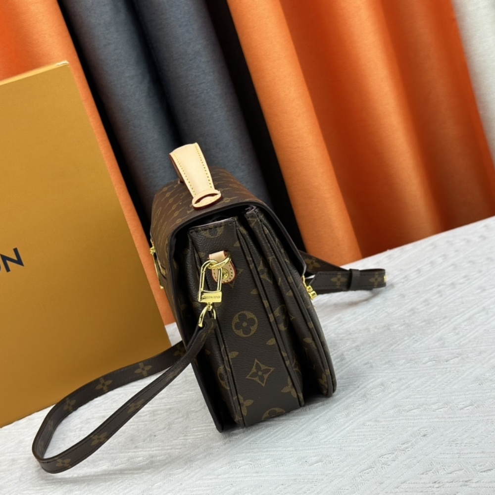 Copy of 1000 x 1000 (Detail) (47)