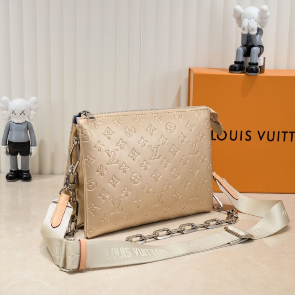 Copy of 1000 x 1000 (Detail) (49)