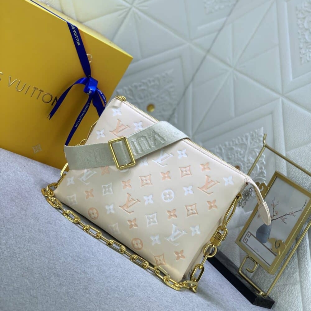 Copy of 1000 x 1000 (Detail) (65)