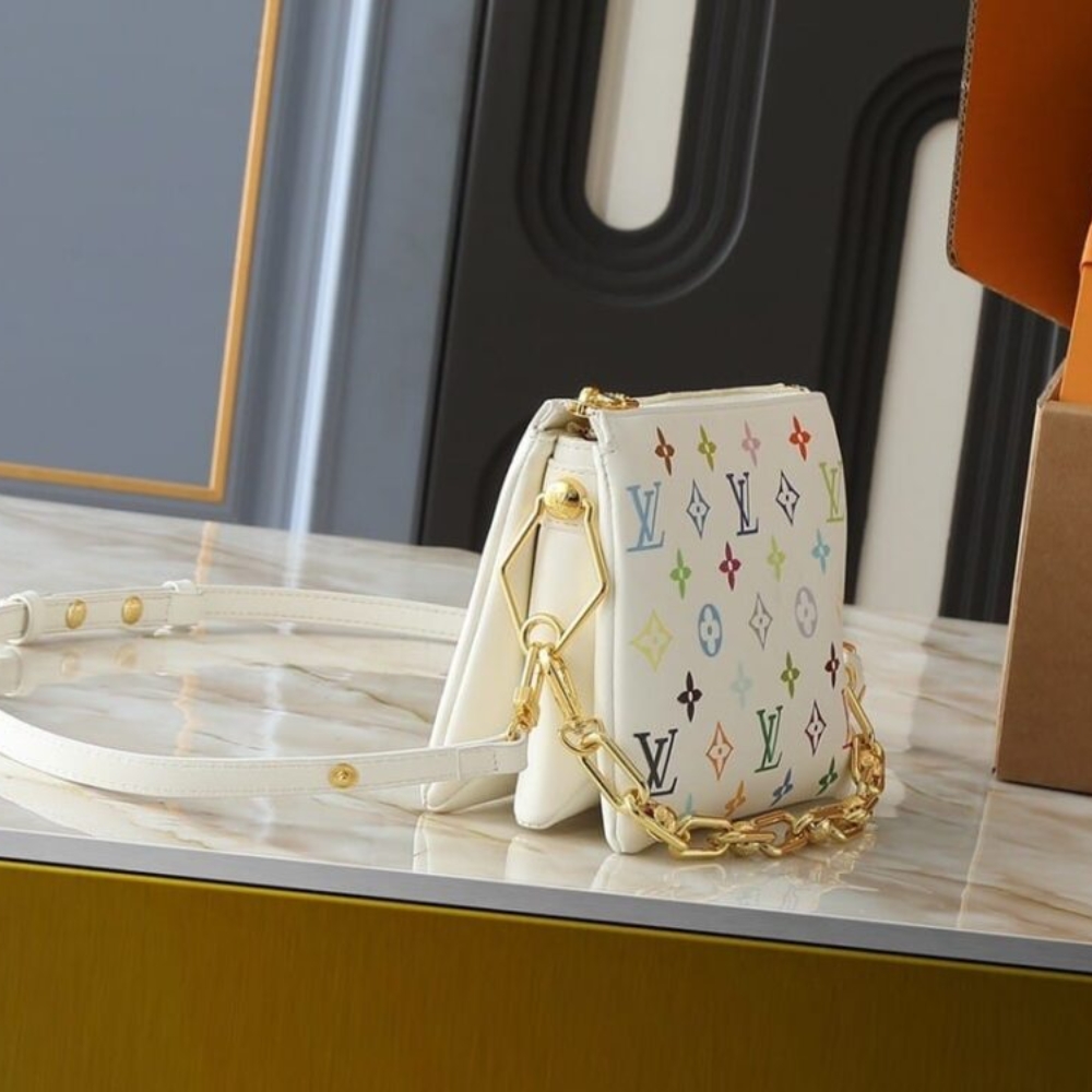 Copy of 1000 x 1000 (Detail) (68)