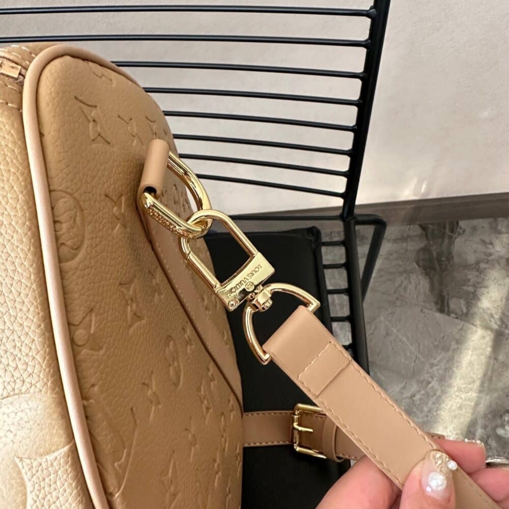 Copy of 1000 x 1000 (Detail) (78)