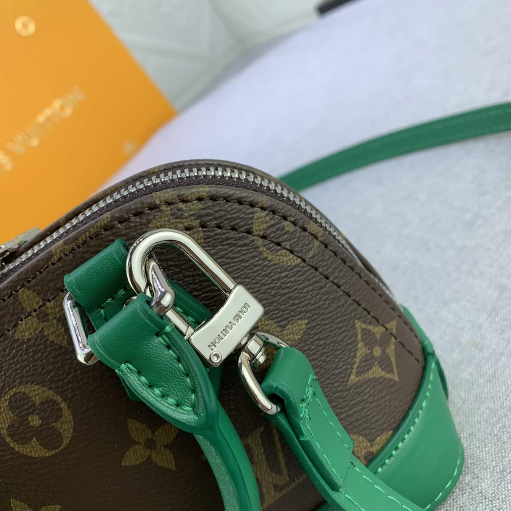 Copy of 1000 x 1000 (Detail) (8)