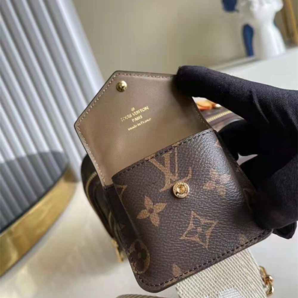 Copy of 1000 x 1000 (Detail) (93)