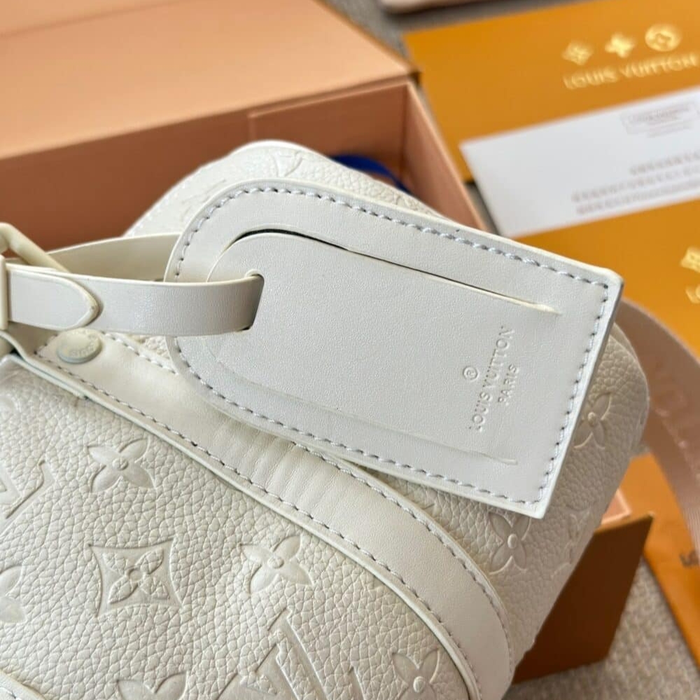 Copy of 1000 x 1000 (Detail) (99)