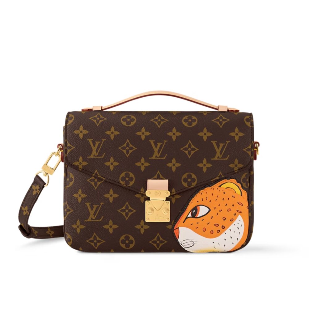 Louis Vuitton Pochette Métis Monogram Coated Canvas 25Cm M47203