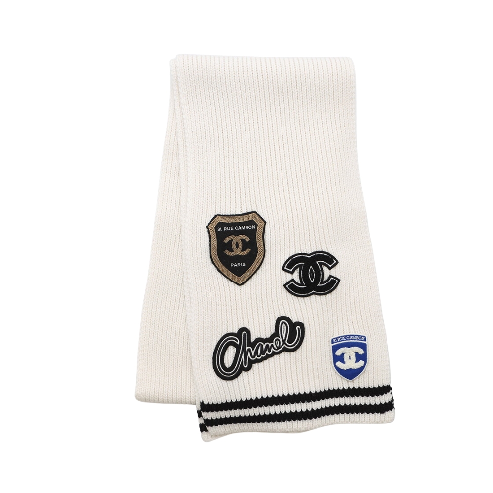 Chanel 24B Cashmere Knitted Badge Scarf White 180Cm