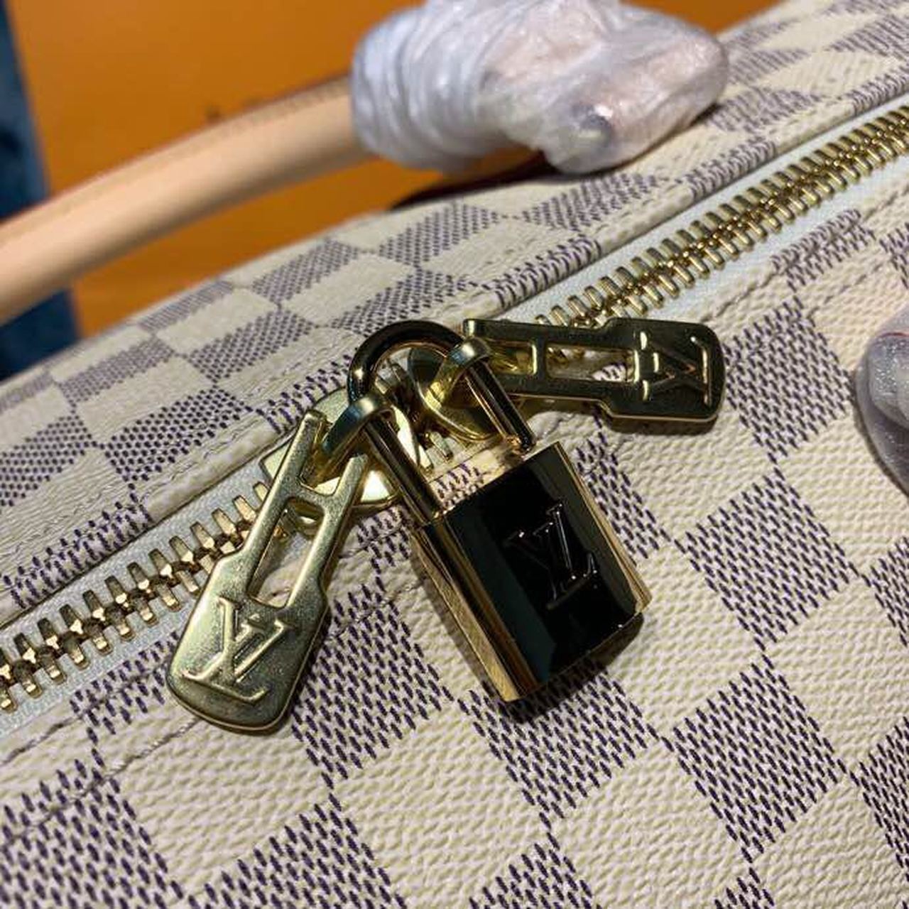 942731564360419_.pic__19849.1564433597