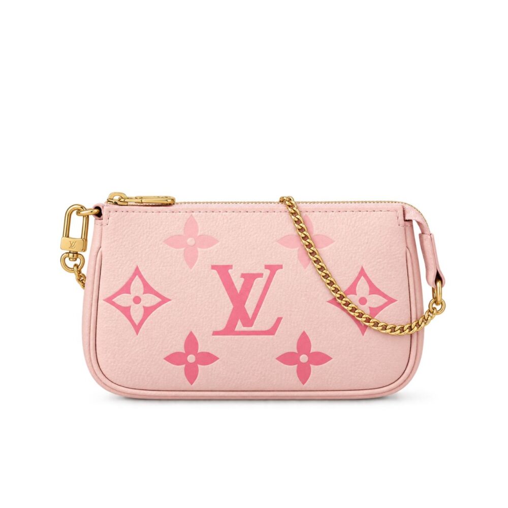 Louis Vuitton Pochette Accessoires Monogram Giant Pink 15 cm