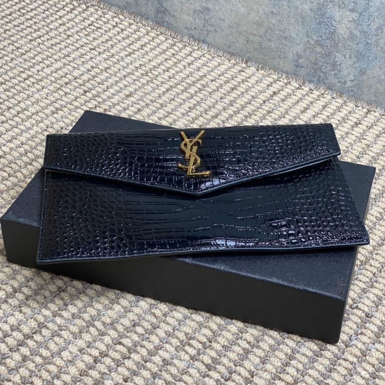 Saint Laurent Uptown Pouch In Crocodile Embossed Shiny Leather Black 27cm 65739DND0J1000 - Image 4