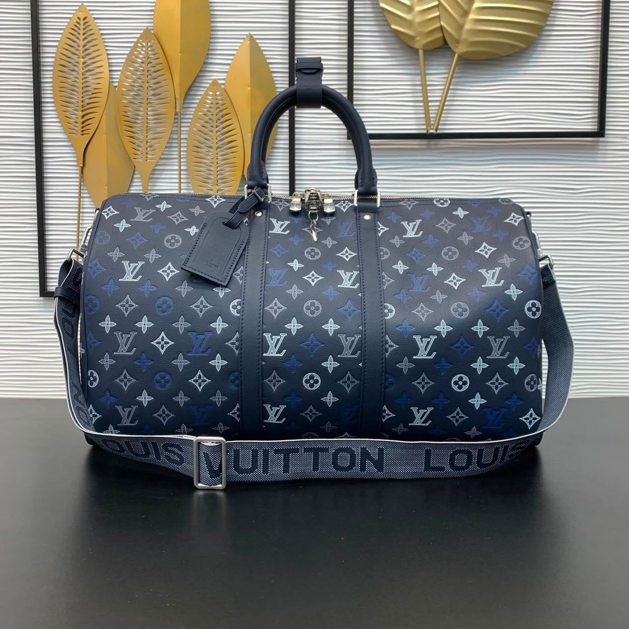 Prestige Edition – Louis Vuitton Keepall Bandouliere 50 Navy Blue 50cm M28836 - Image 2