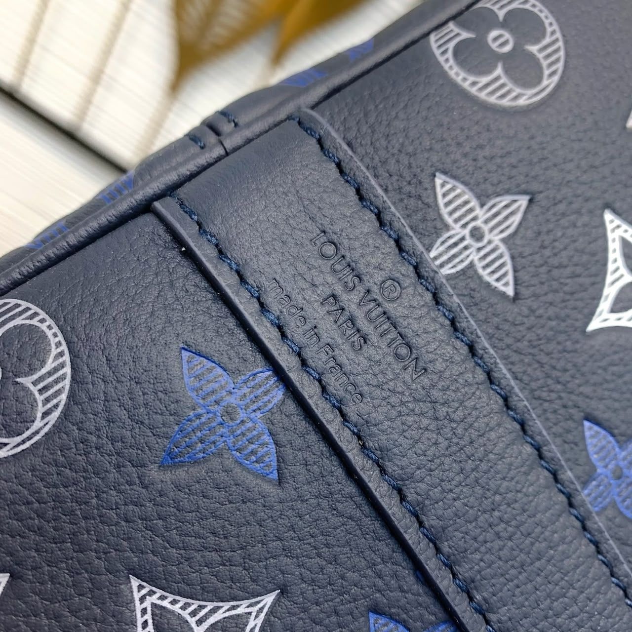 Prestige Edition – Louis Vuitton Keepall Bandouliere 50 Navy Blue 50cm M28836 - Image 5