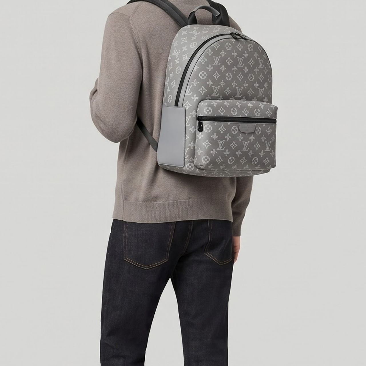 Louis Vuitton Discovery Backpack PM Monogram Gray 29cm - Image 2