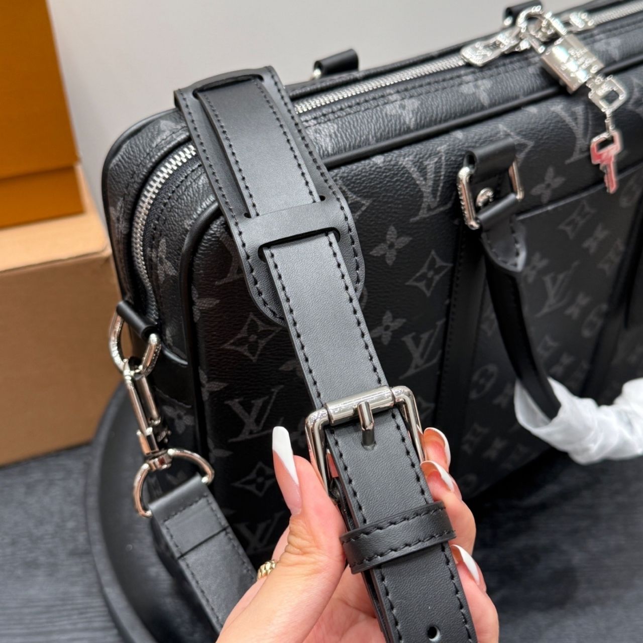 Louis Vuitton Porte Documents Voyage PM Monogram Eclipse Black 37cm - Image 10