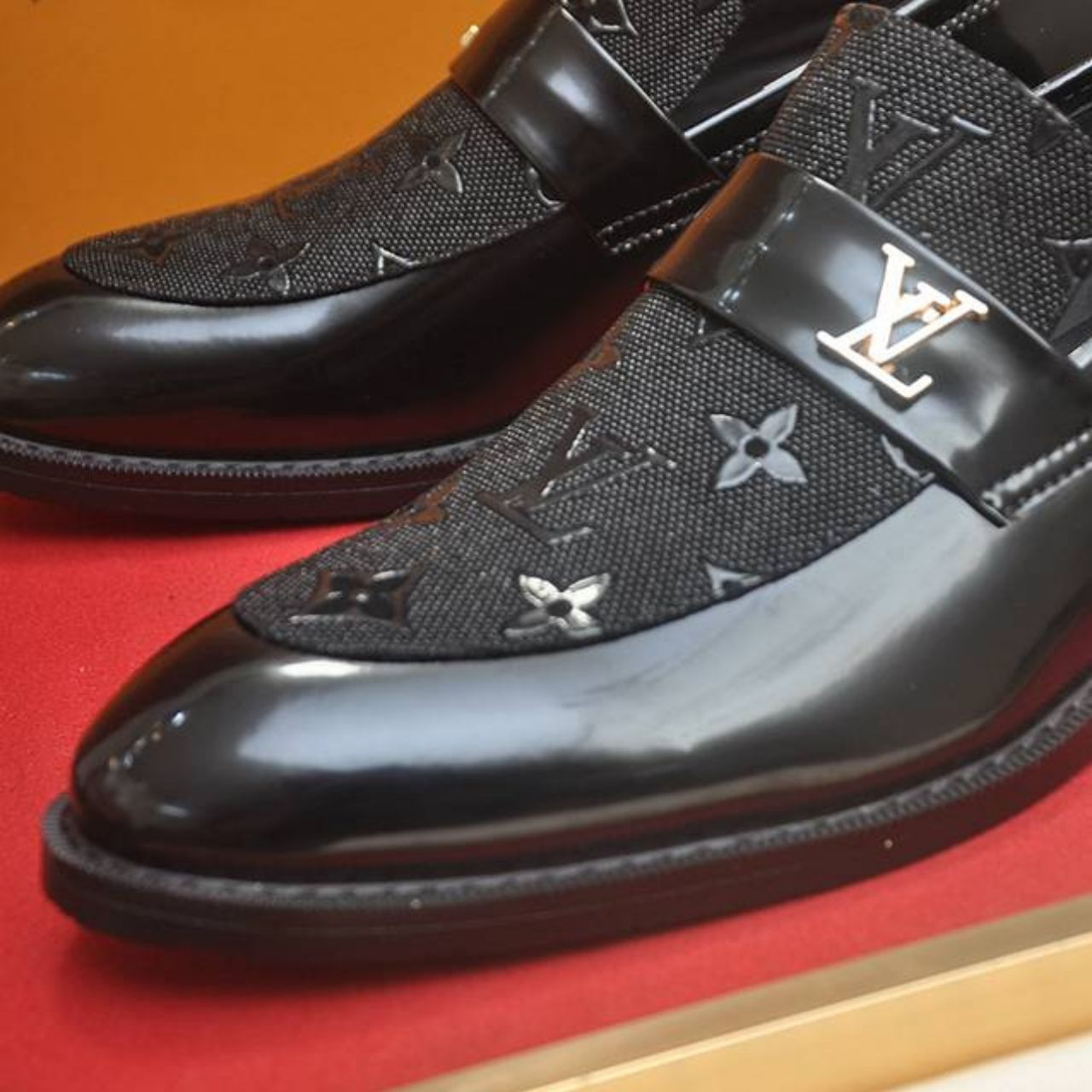 Louis Vuitton Major Loafer Black - Image 11