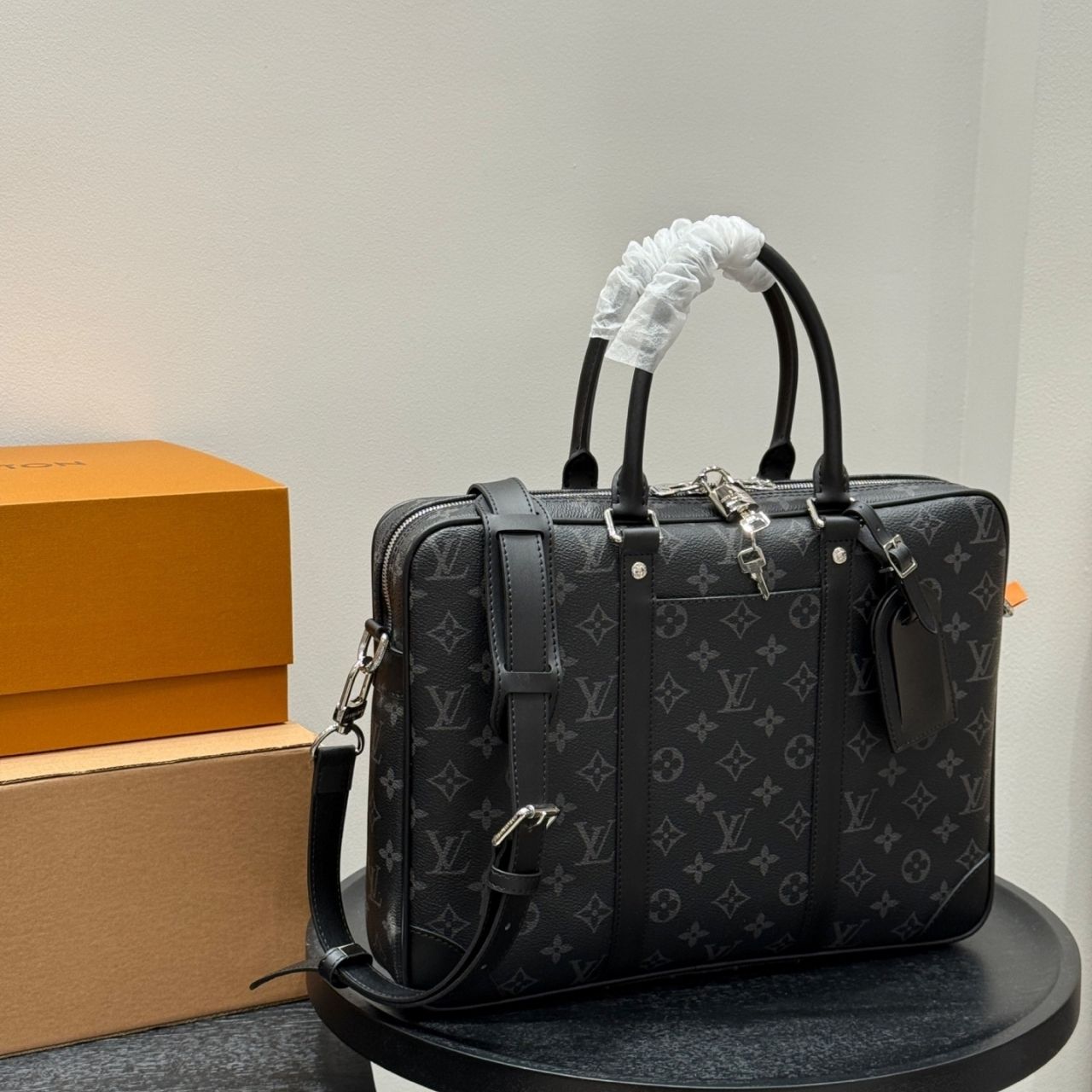 Louis Vuitton Porte Documents Voyage PM Monogram Eclipse Black 37cm - Image 4