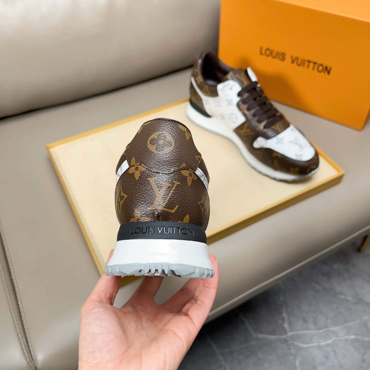 Louis Vuitton Run Away Sneakers Macassar 1ADET8 - Image 9
