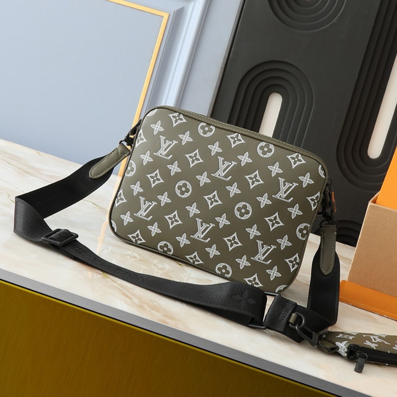 Louis Vuitton Trio Messenger Monogram Shadow Olive Green 25cm M12490 - Image 5