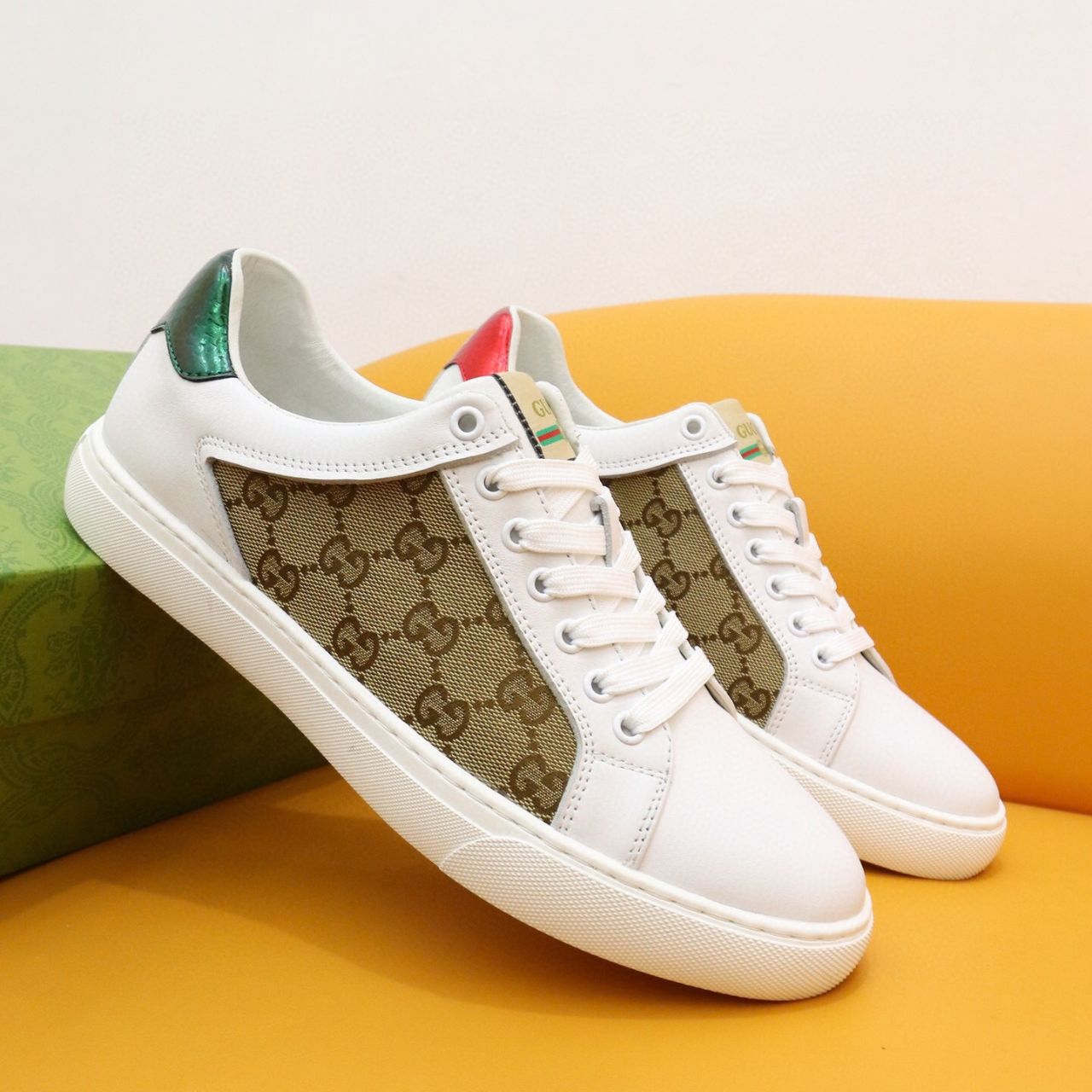 Gucci Ace GG Supreme Beige And White - Image 4