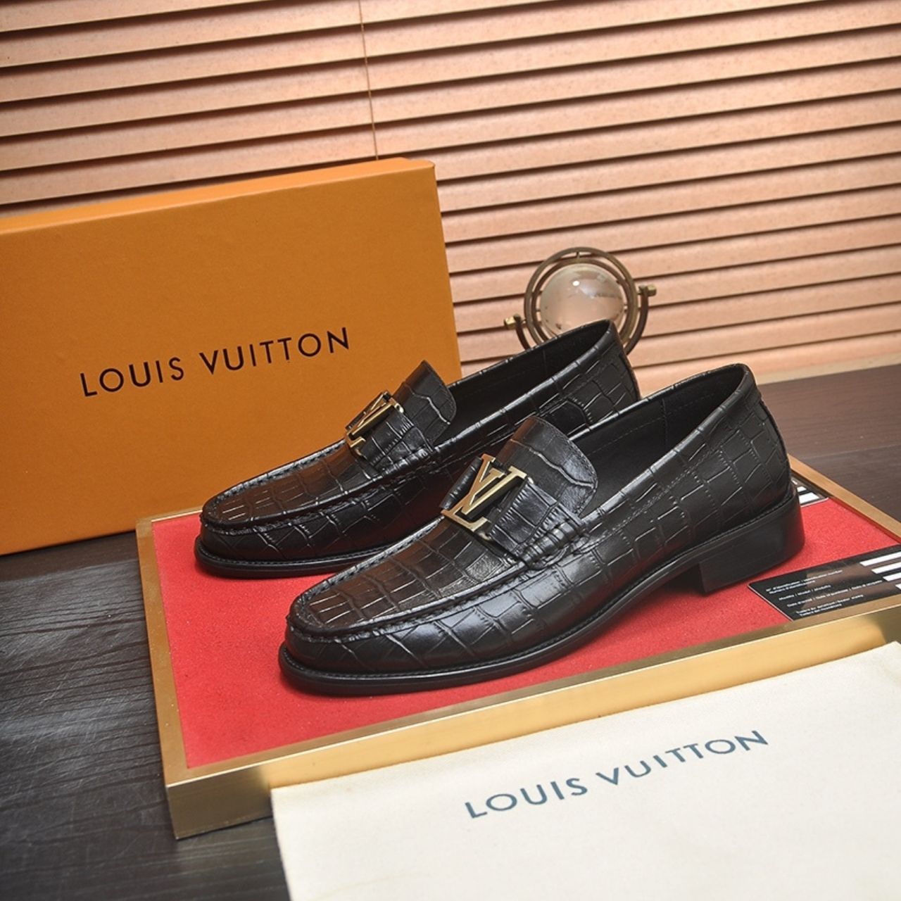 Louis Vuitton Monza Moccasin Black - Image 3