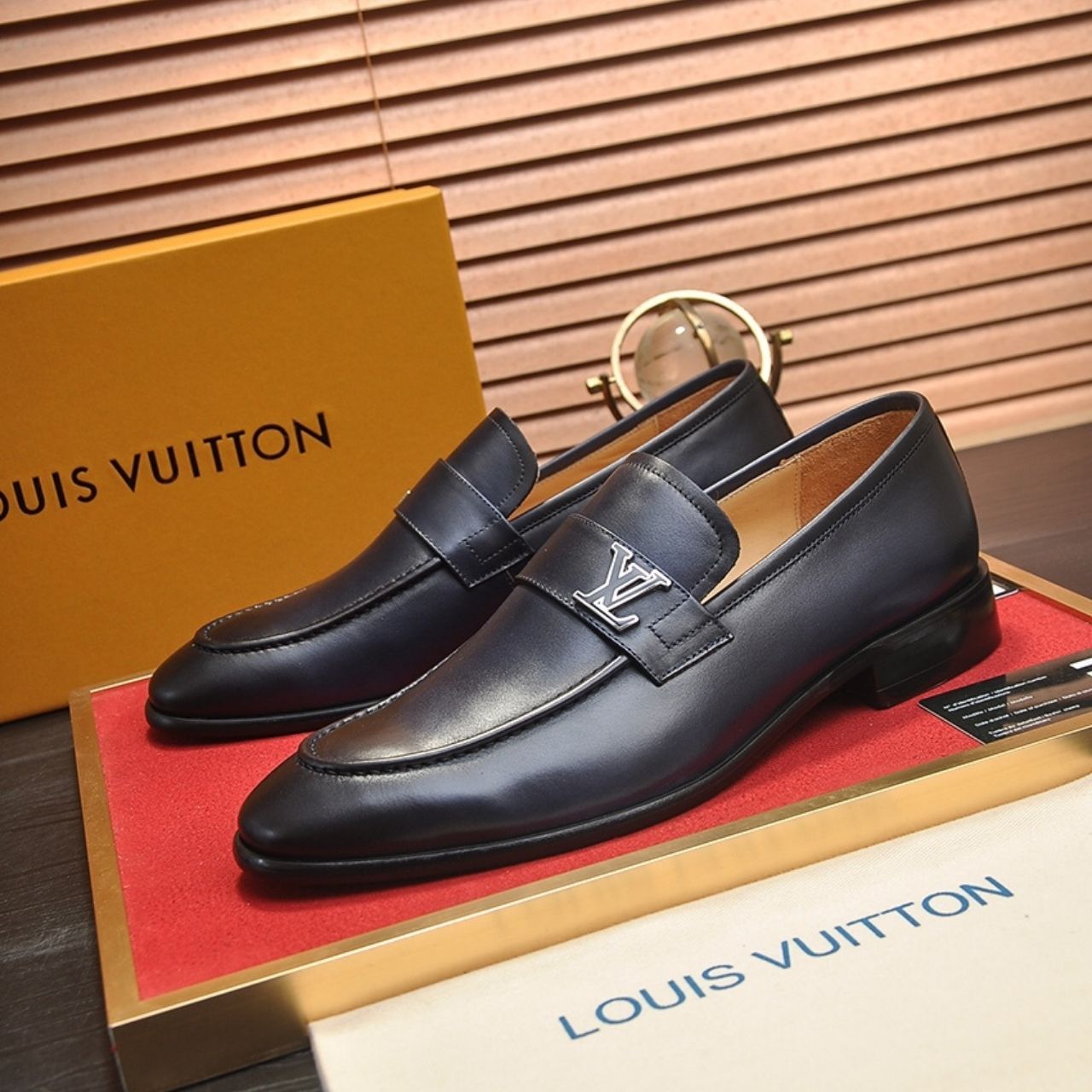 Louis Vuitton Moccasins Saint Germain Navy Blue - Image 3