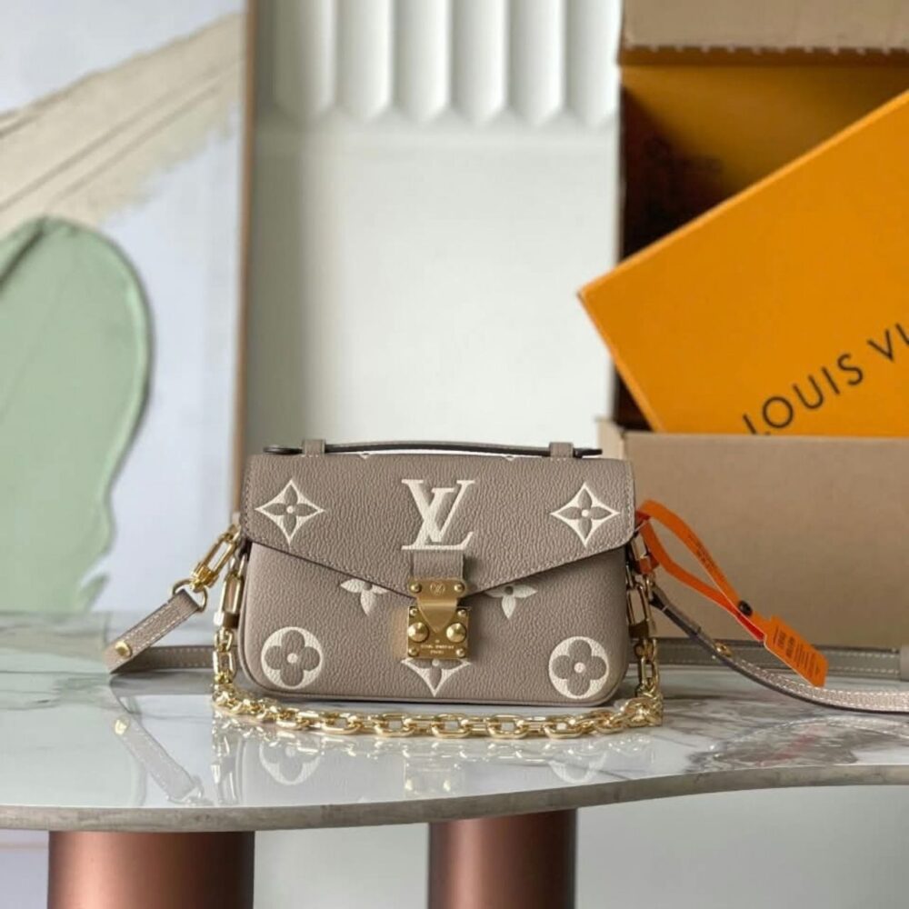 Alternative view of Prestige Edition – Louis Vuitton Pochette Metis East West Bag Gray Cream 21Cm M23081