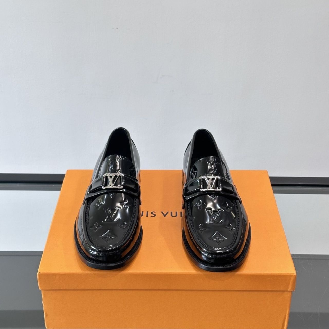Louis Vuitton Major Loafer Monogram Embossed Black - Image 7