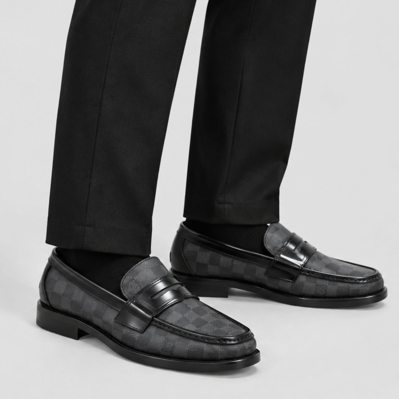 Louis Vuitton Major Loafer Damier Graphite Black - Image 2