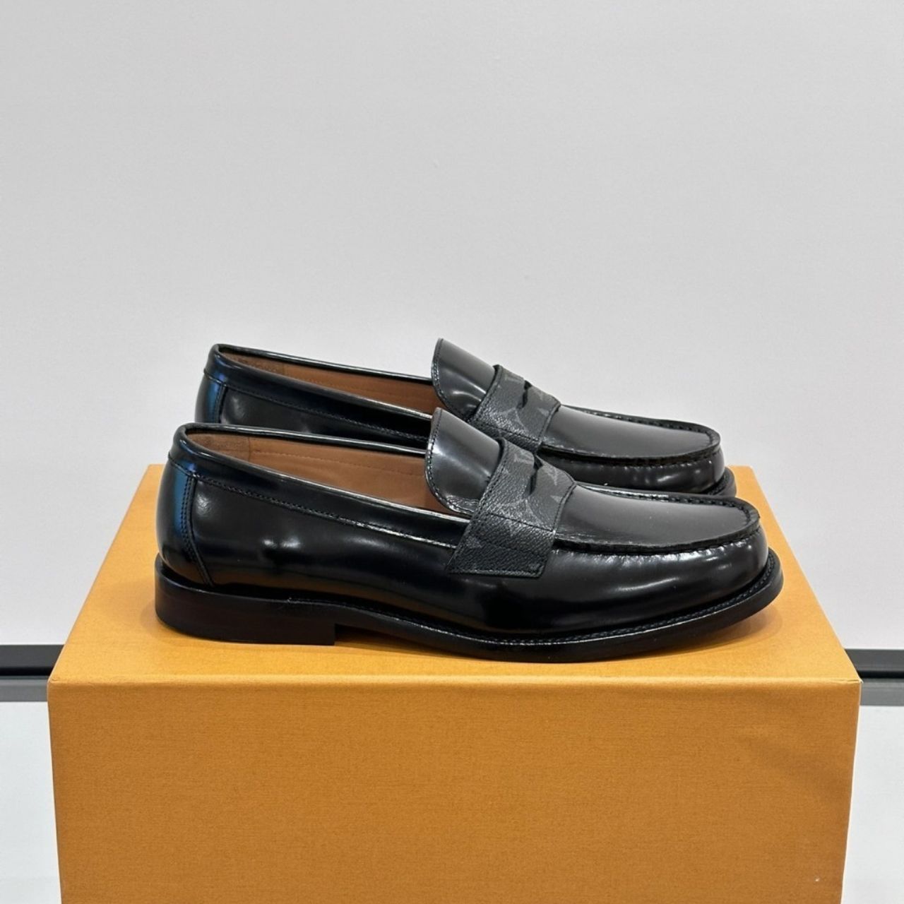 Louis Vuitton Major Loafer Monogram Penny Strap Black - Image 3
