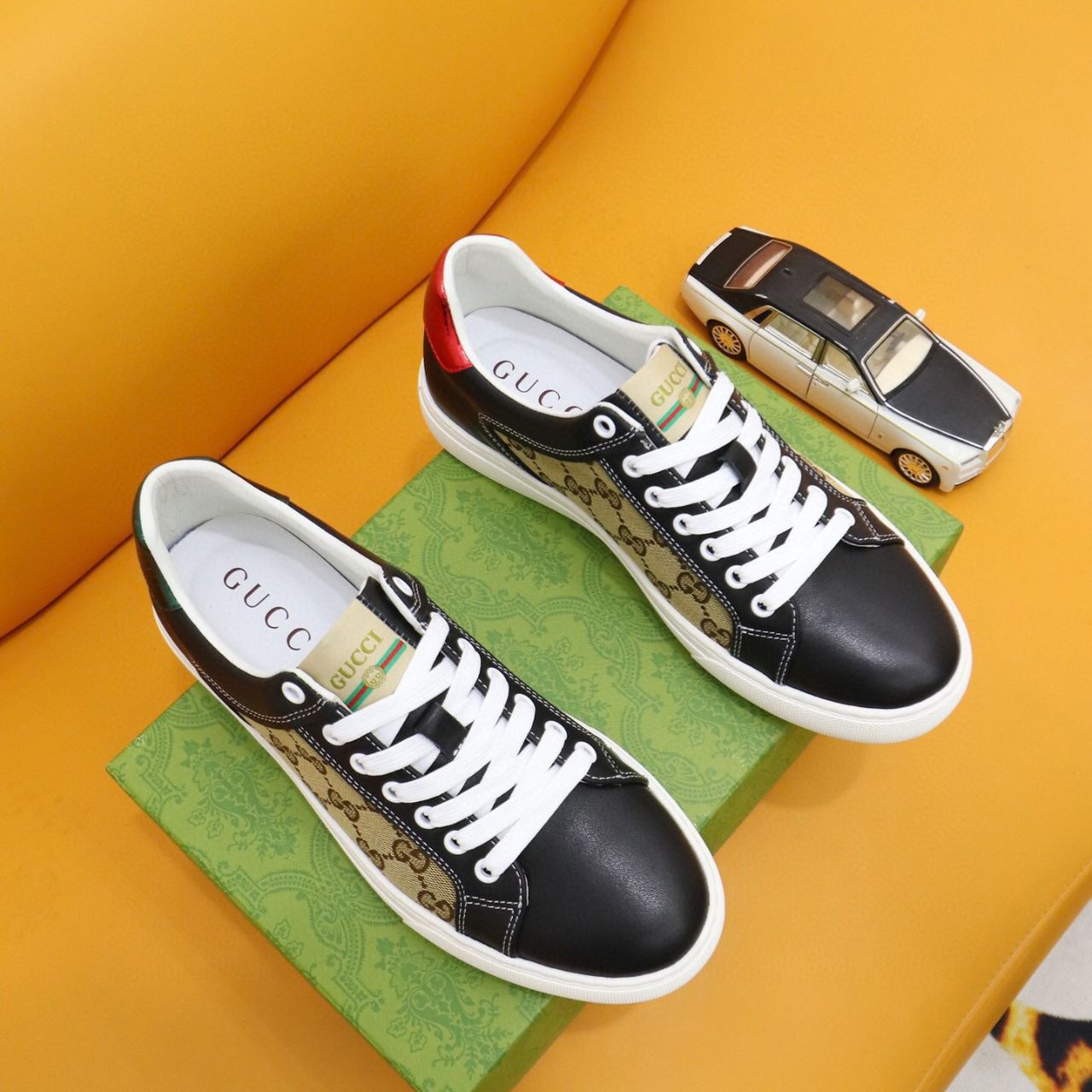 Gucci Ace GG Supreme Beige And Black - Image 4