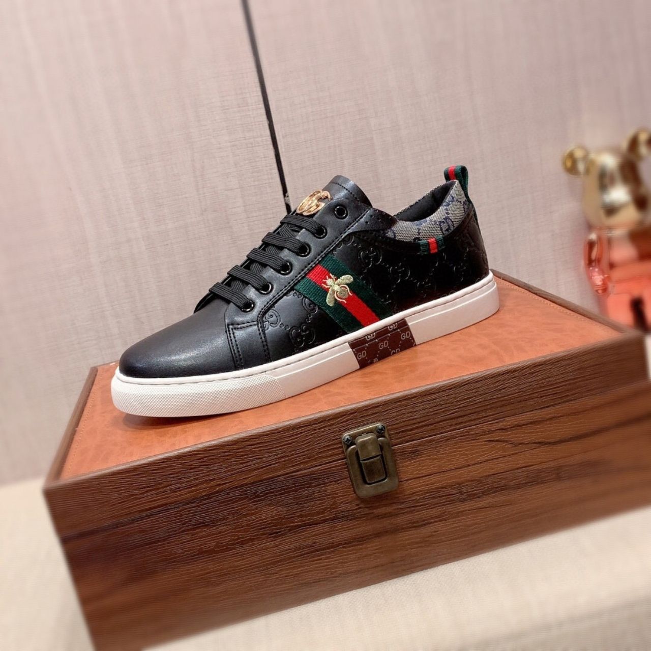 Gucci Ace Embroidered Sneaker Leather With Bee Black - Image 5