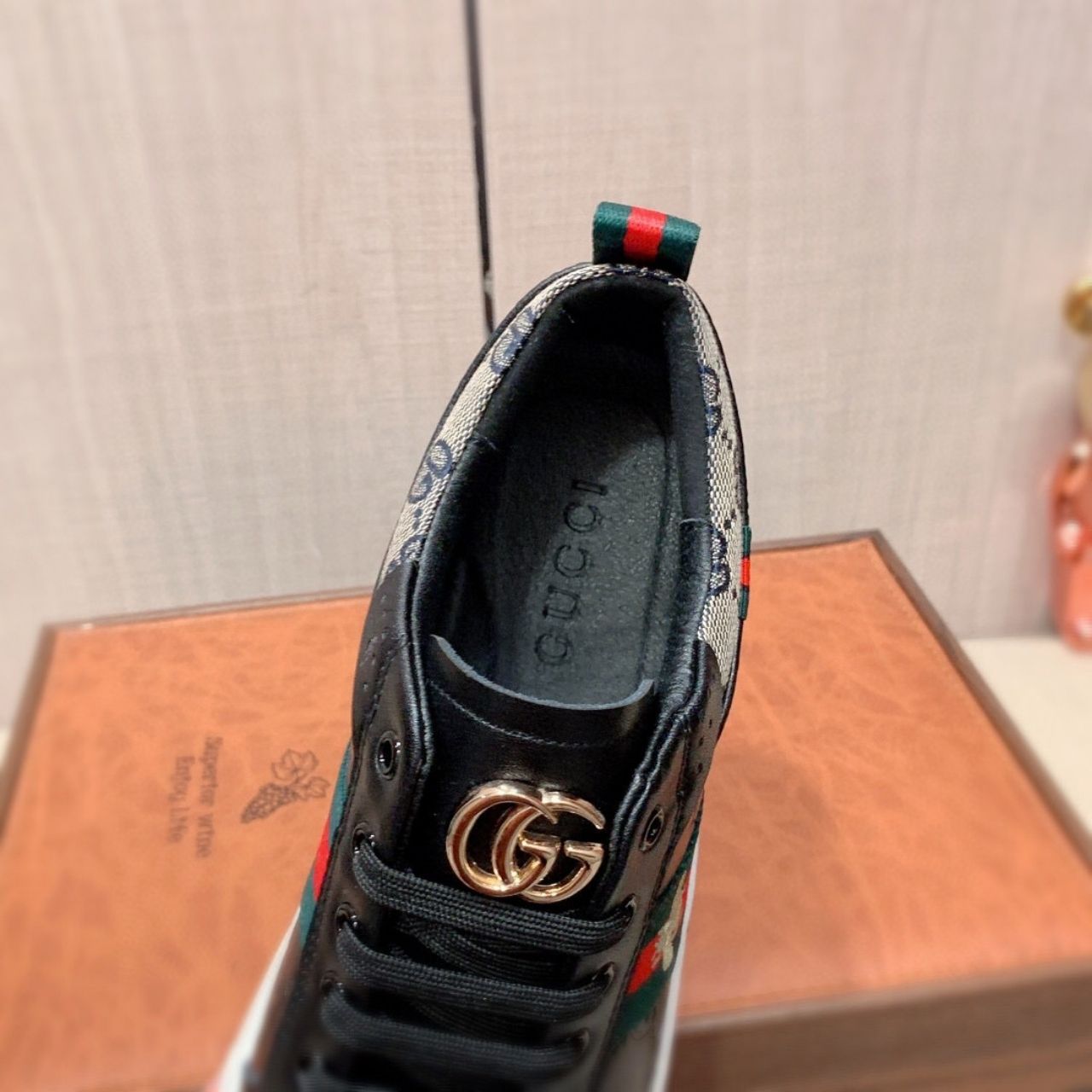 Gucci Ace Embroidered Sneaker Leather With Bee Black - Image 7